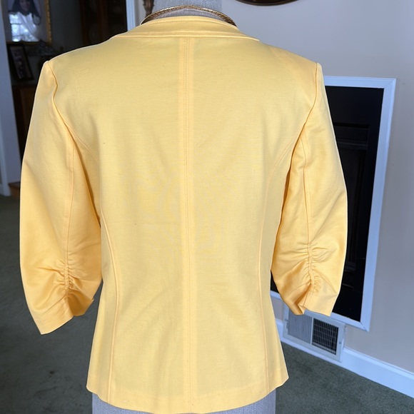 Jacket - Picture 4 of 6